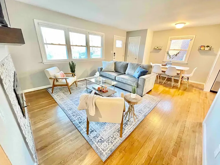 10 Al St — Photo 16