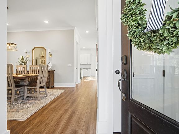 3rd image of 336 McKennas Pl