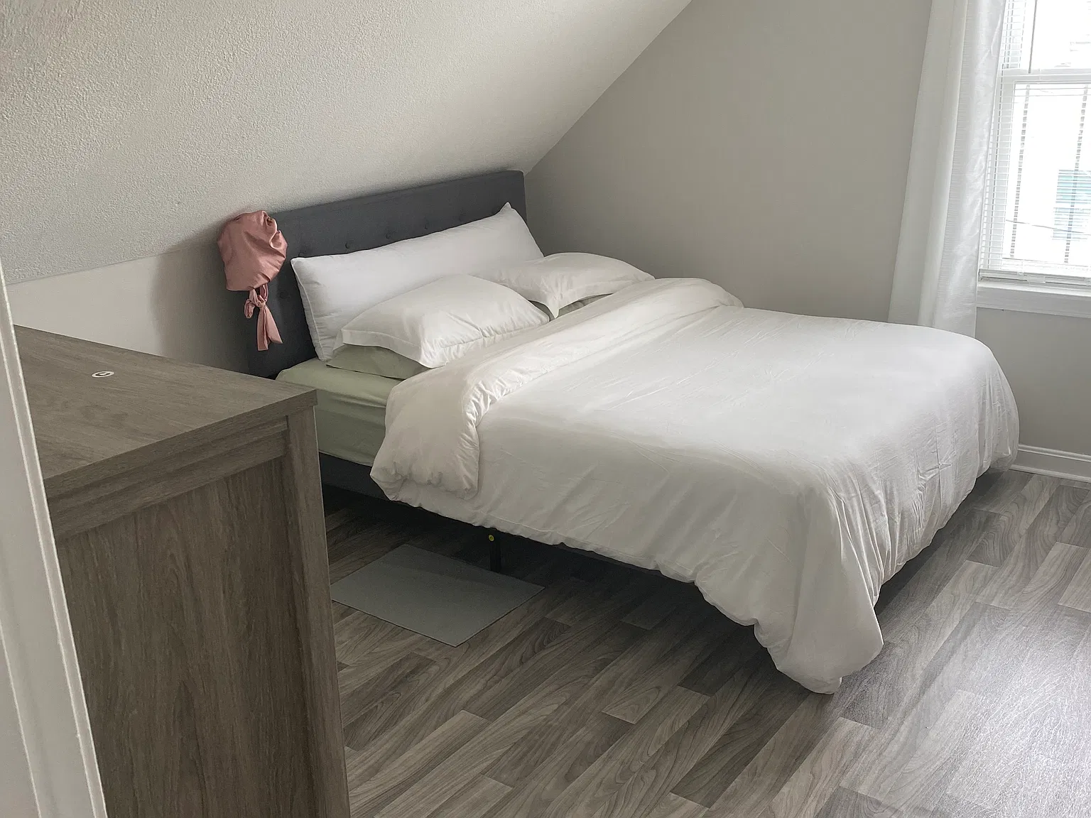 2 bed, 800 sqft, $1,550 — Photo 2