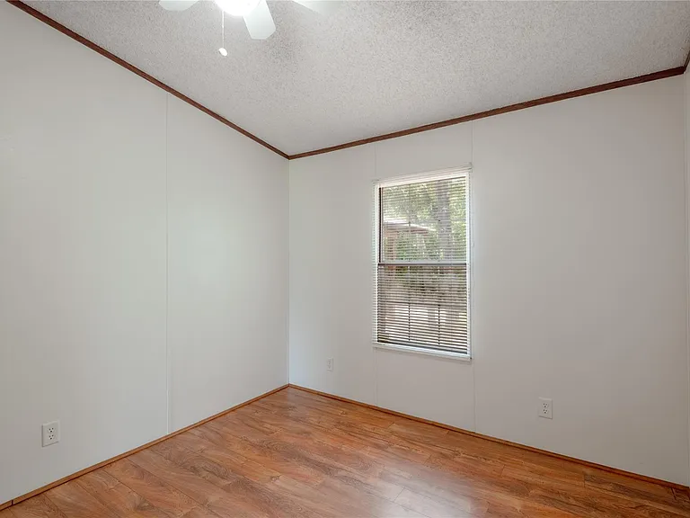 37 Riverside Ln #A — Photo 26