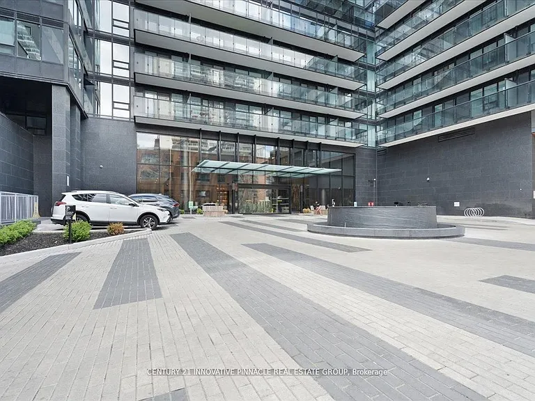 127 Broadway Ave #513S — Photo 2