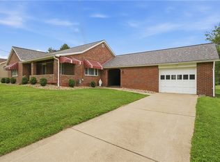 1414 Sunny Ave, New Castle, PA 16101