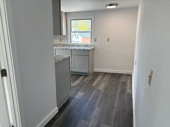 4th image of 18 Market St #3