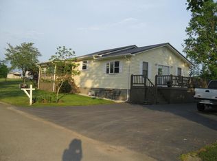 154 Vols Dr, Ewing, VA 24248