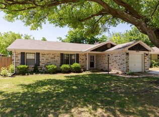 2424 Ashley Dr, Oklahoma City, OK 73120