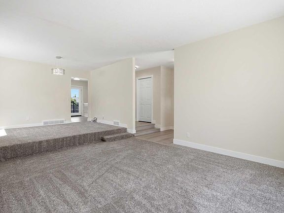 3rd image of 43 Beaconsfield Pl NW