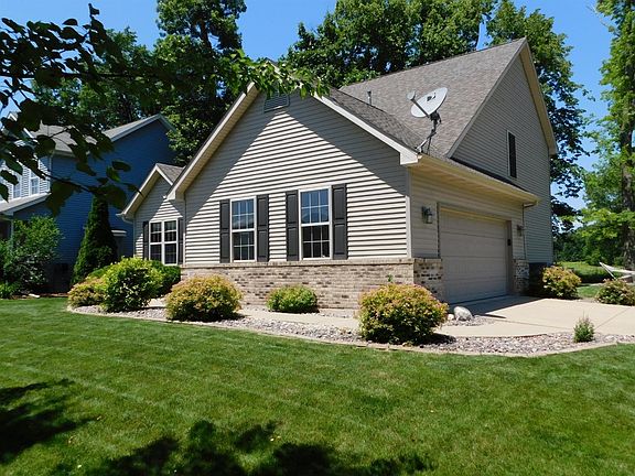 2nd image of 3527 Nell Dr