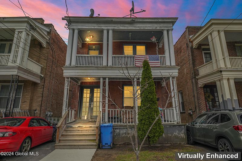 3rd image of 318 Quail Street