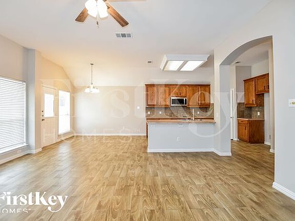 4th image of 1005 White Porch Ave