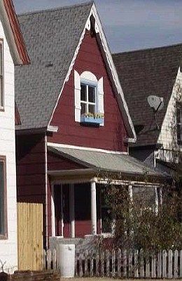 2nd image of 121 Jewell Ave