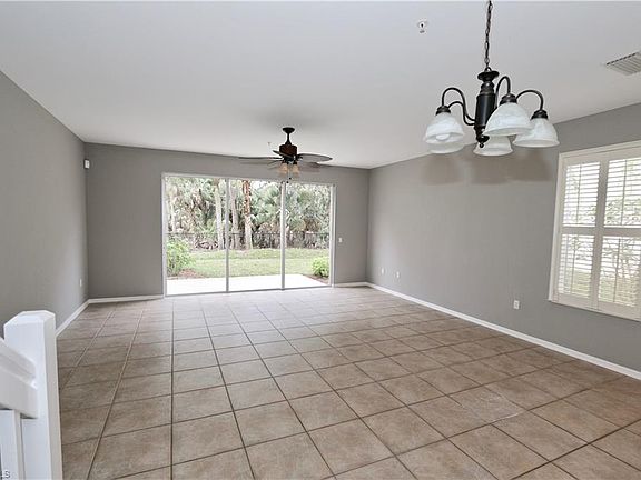 4th image of 1055 Albany Ct #217