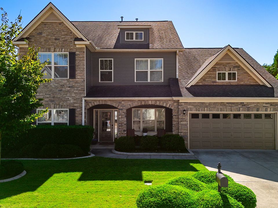 1st image of 12 Ashby Grove Dr