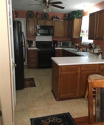 5th image of 8321 Houndstooth Dr