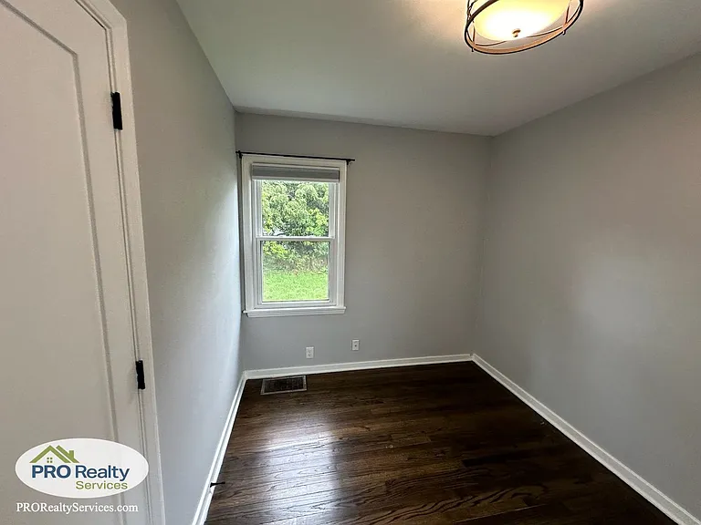 3238 Rhode Island Ave S — Photo 7