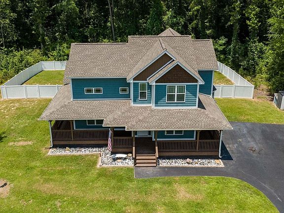 3rd image of 5232 Farmall Drive