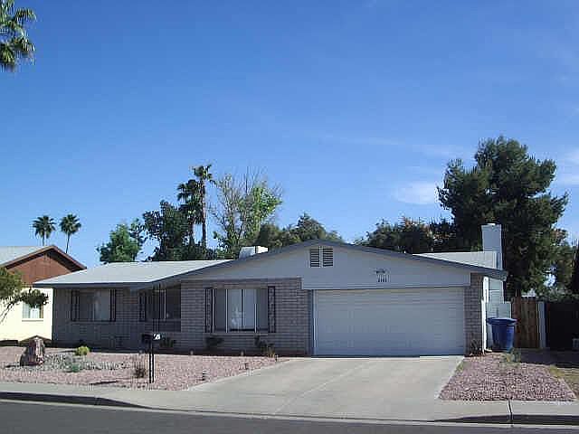 1st image of 2147 E Oxford Dr