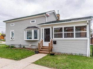 232 3rd St, Baraboo, WI 53913