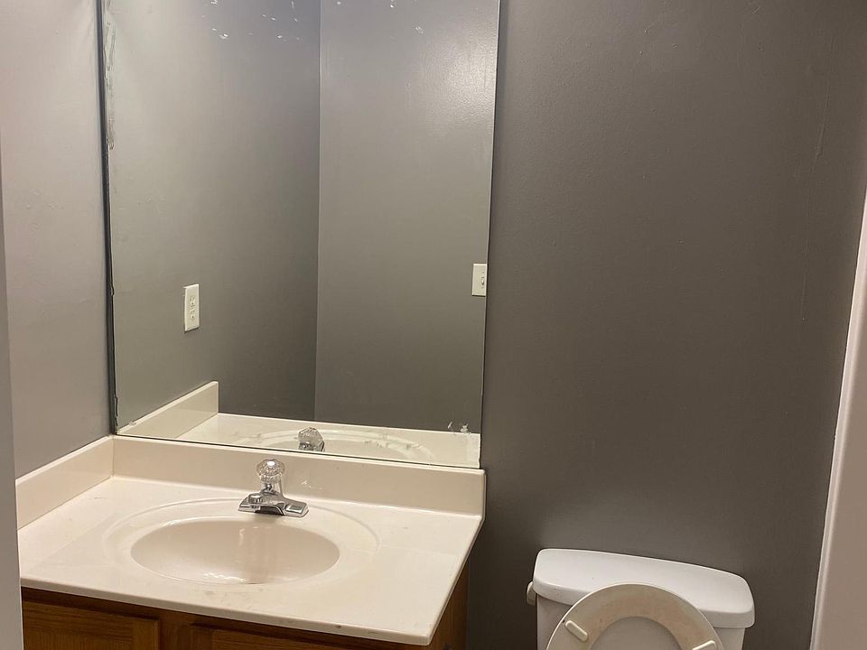 1st image of 671 Shadow Lake Dr #1