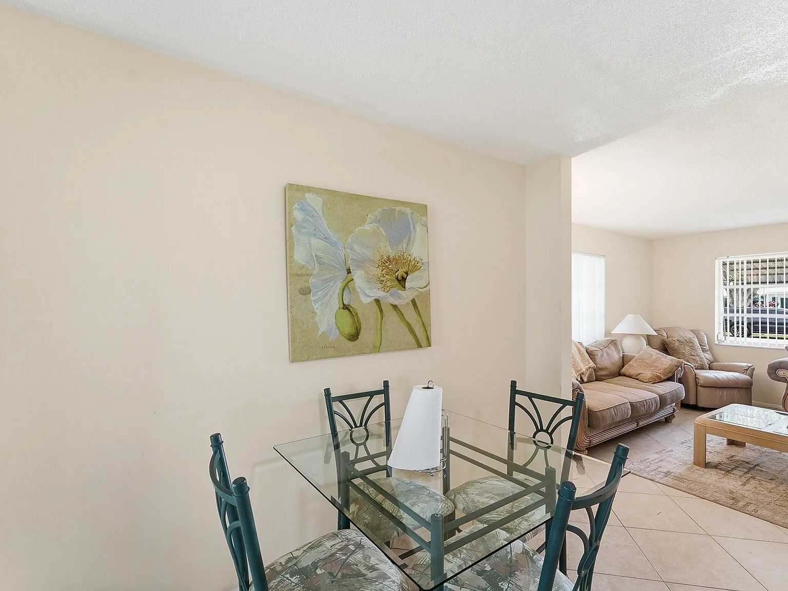 2 bed, 1.0 bath, 1046 sqft, $2,200 — Photo 4
