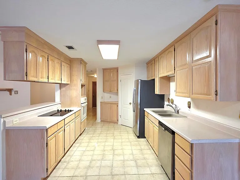 651 Purple Sage Dr — Photo 4
