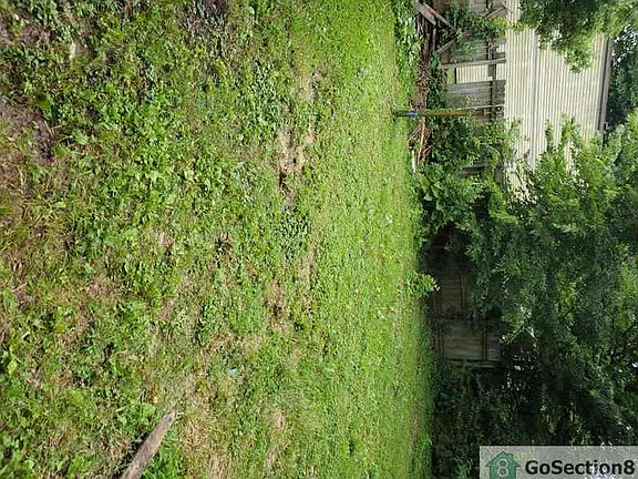 2nd image of 2532 Rowan St