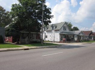 752 S Walnut St, Bloomington, IN 47401