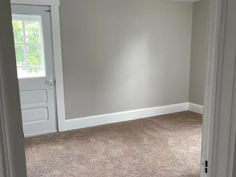 234 E Walnut St — Photo 25