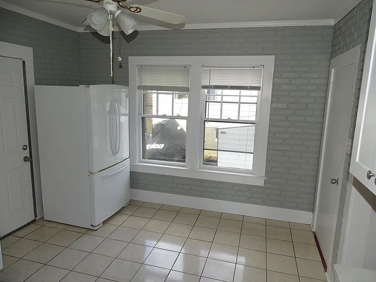 45 Olive St — Photo 14