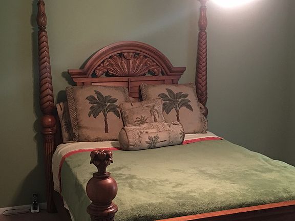4th image of 15684 Bottlebrush Cir