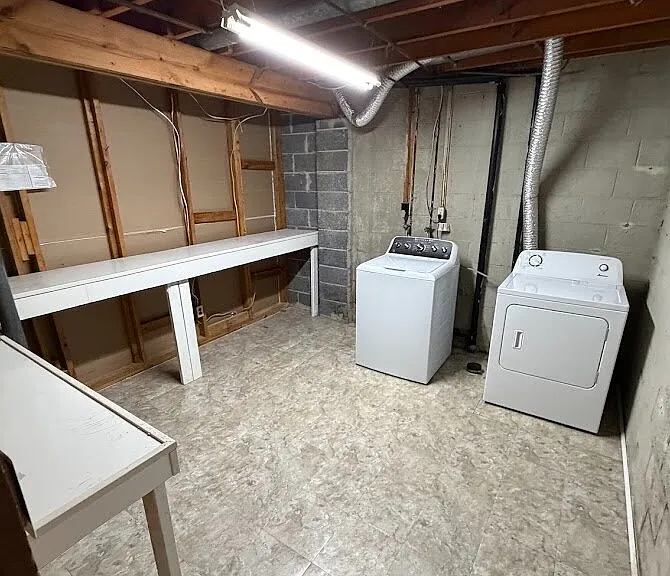 37 Bristol Ct — Photo 8
