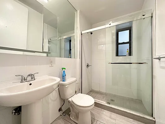 Rented by Bruma Realty LLC | media 19