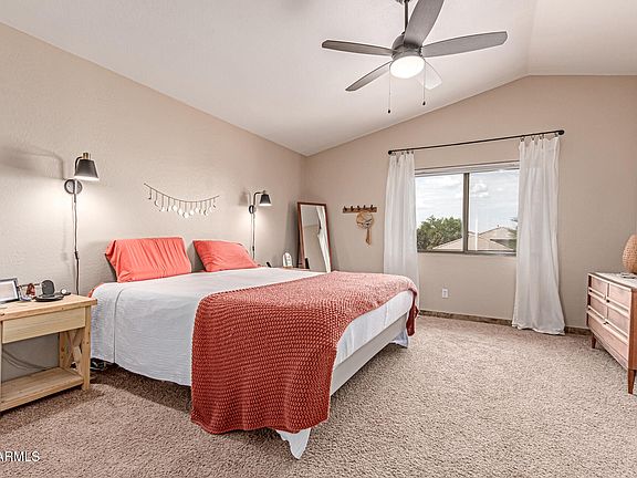 4th image of 17025 W ABERDEEN Drive
