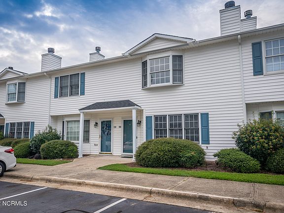 2nd image of 3813 Sterling Pointe Drive #V6