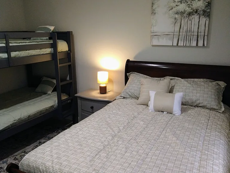 1935 Venesa Cir — Photo 13