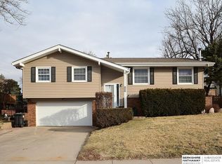 11316 Y St, Omaha, NE 68137