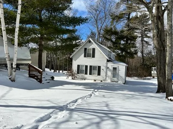 26 Glendale Place, Gilford, NH 03249