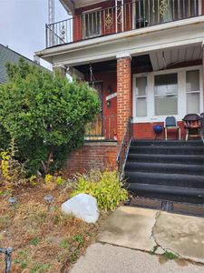 585 Owen St, Detroit, MI, 48202
