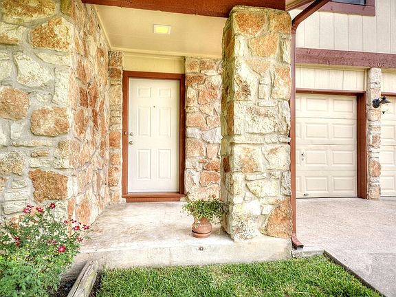 3rd image of 8202 Loralinda Dr