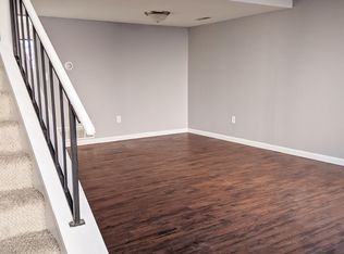 1903 Nancy Ct APT 5, Champaign, IL