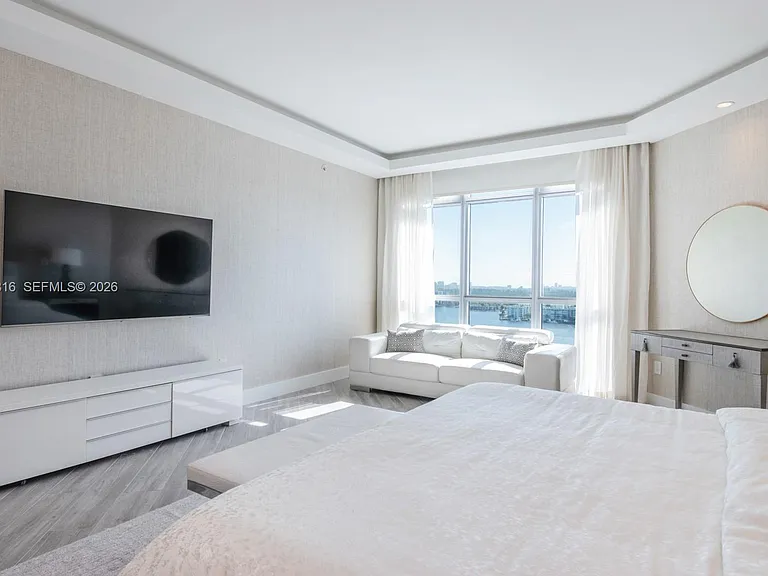 17301 Biscayne Blvd #1609 — Photo 41