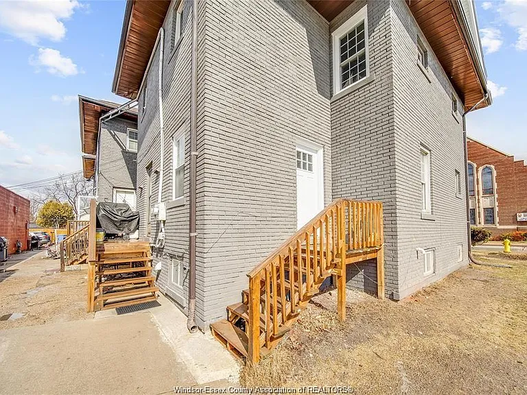 1691 Dougall Ave — Photo 22