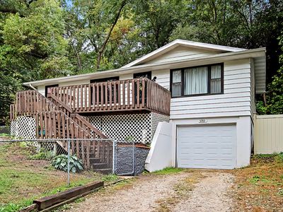 5703 Fox Lake Rd, McHenry, IL, 60051