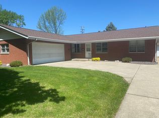 2217 Lynnhaven Dr, Springfield, IL 62704