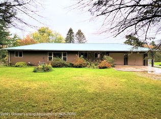 5937 Sleight Rd, Bath, MI 48808