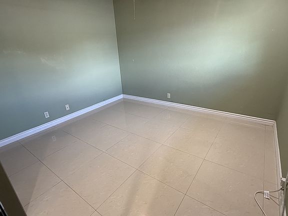 5th image of 3264 Ala Laulani St