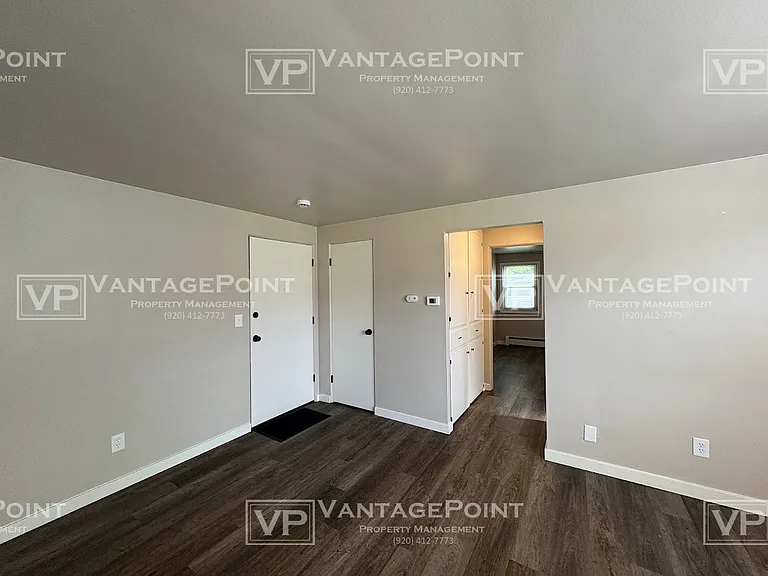 1232 Lore Ln #6 — Photo 4