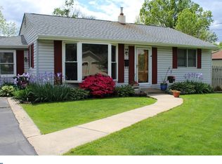 18 Williamson Ave, Fallsington, PA 19054