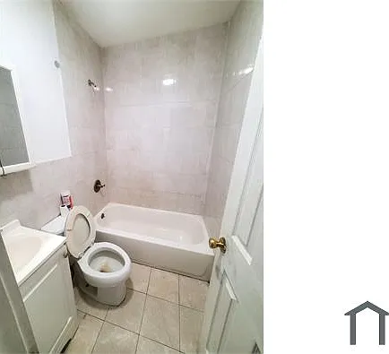 182 1st St #1 — Photo 7