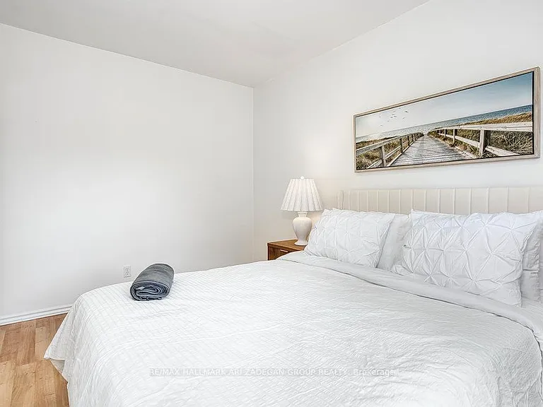 151 Broadview Ave — Photo 14