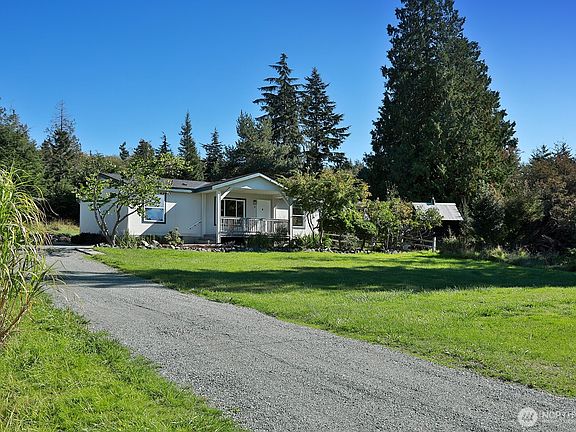 3rd image of 3273 Mardell Drive
